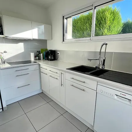 Maison Spacieuse 3 Ch. Avec Jardin, Proche Du Centre, Parking, Wifi - Fr-1-231-198 *